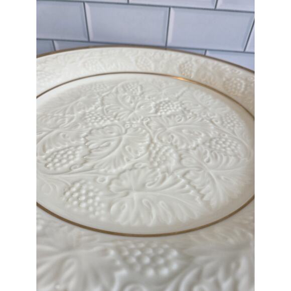 Lenox Round Embossed Serving Platter with Gold Trim 13" EUC Made In USA EUC - Picture 4 of 10
